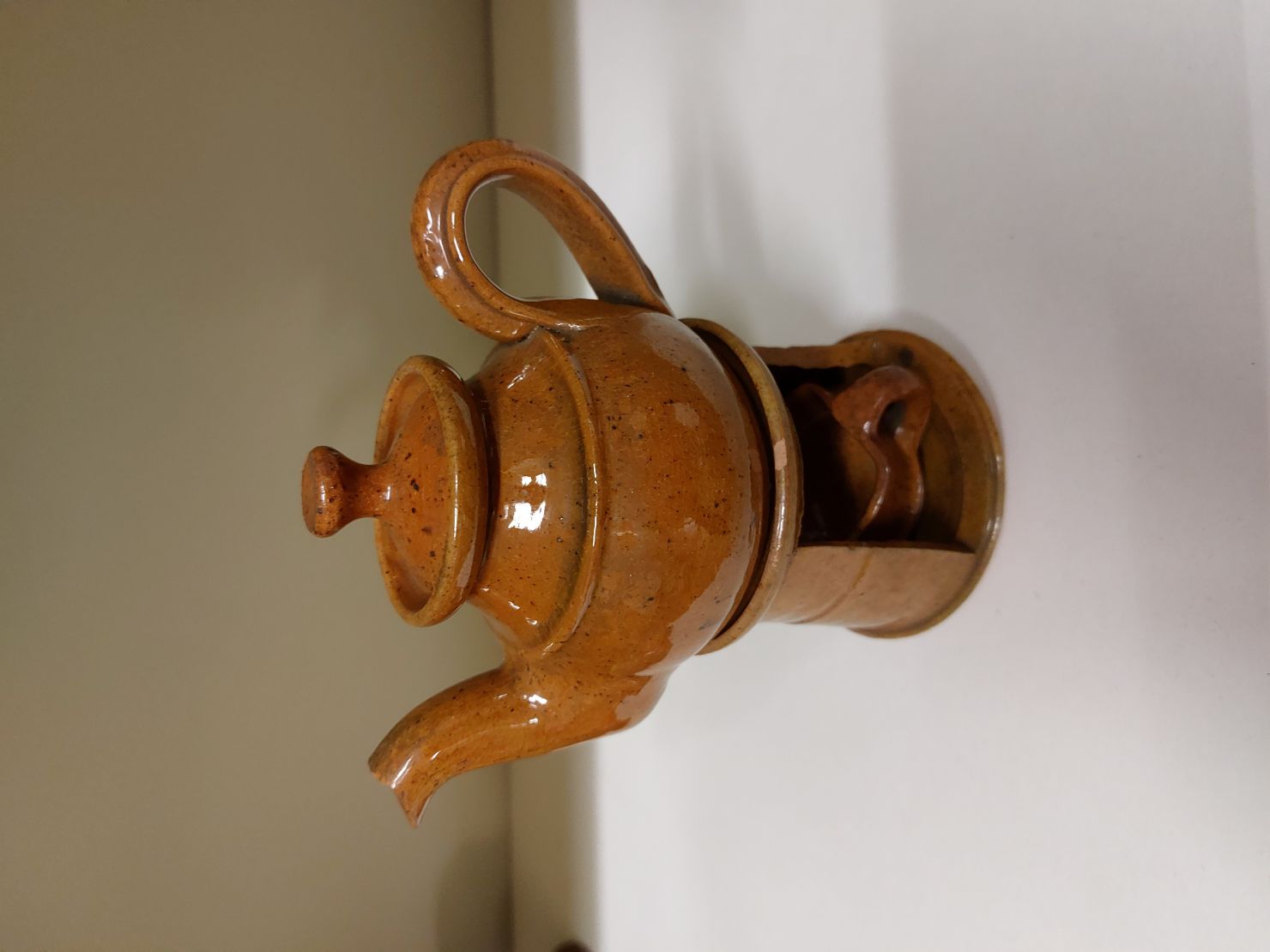 Miniatuur theepot, theelicht en test
